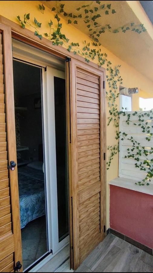 Casa Vacanze Isolotto Isola delle Femmine Exterior photo